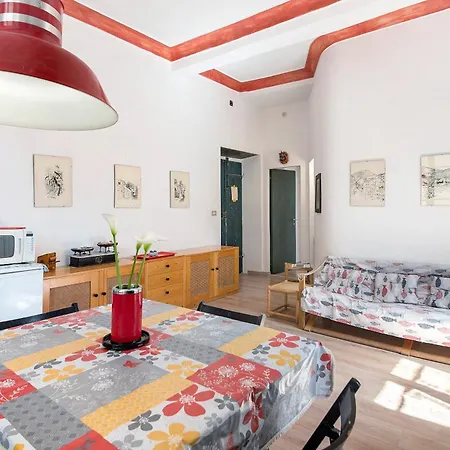Piter Apartment *